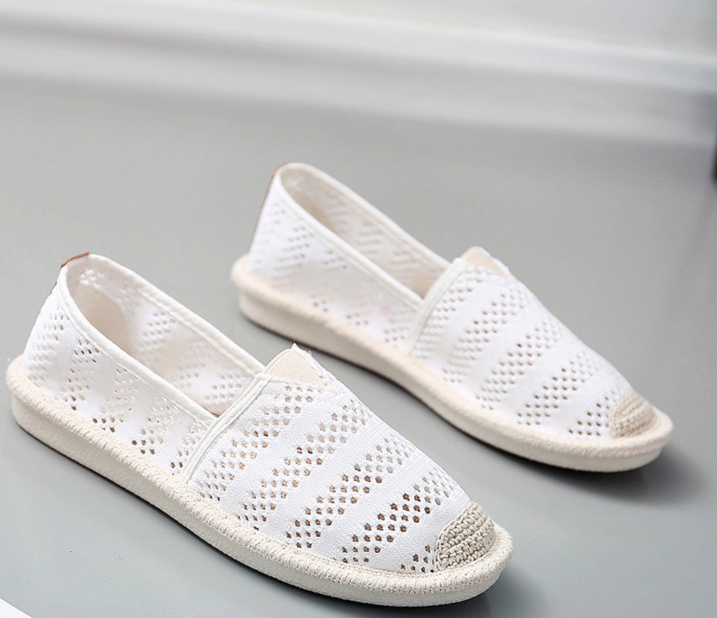 1ae82023-Dames-Casual-Comfort-Gescheurde-Slip-Op-Luie-Schoenen-Dames-Platte-Slip-Op-Canvas-Zomerband-Loafers_1.jpg