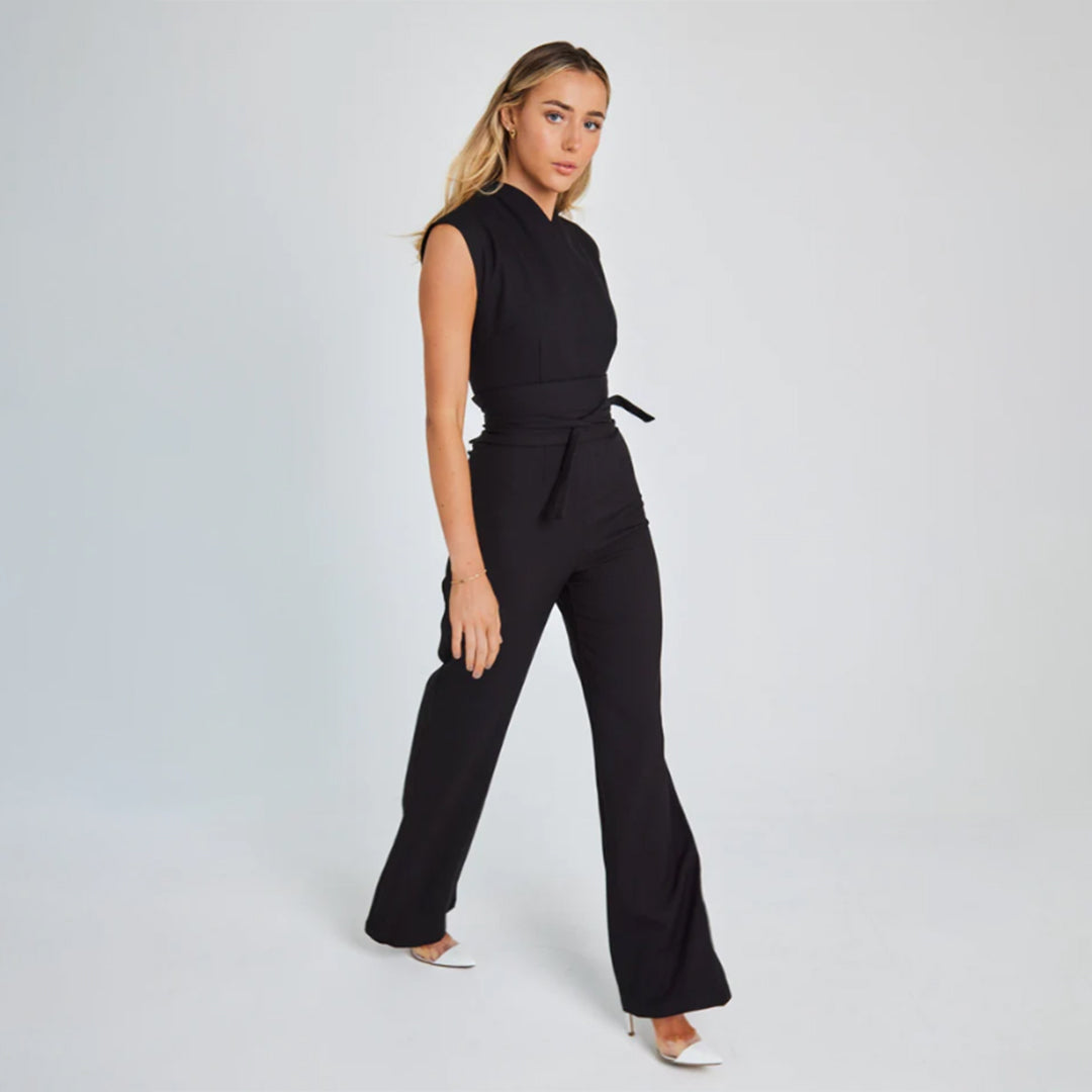 Modieuze_jumpsuit_met_losse_pijpen_T-E_2.jpg
